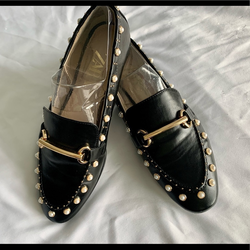 ZARA Black Micro Pearl Studded Loafers / Flats